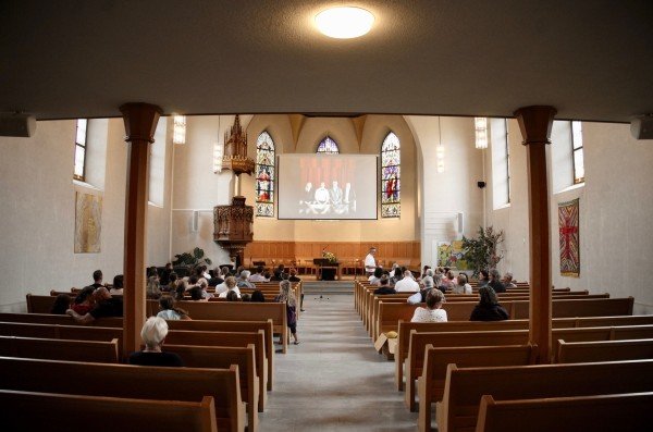Lebendige Kirche Menziken-Burg