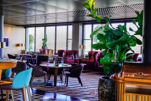 GEORGE Bar & Grill