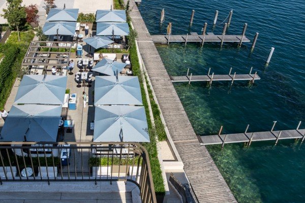 Hotel Alex Lake