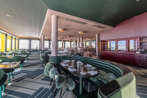 Restaurant & Bar White Marmot Corviglia