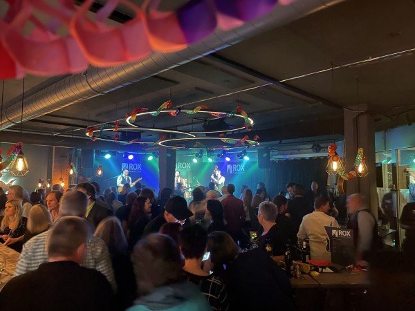 Rox music bar