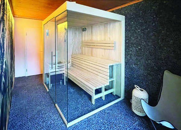 Peanut Mountain Lodge