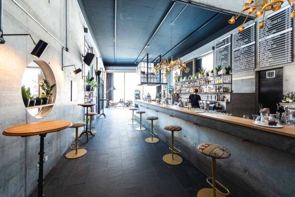 Bars et clubs, Riders Hotel