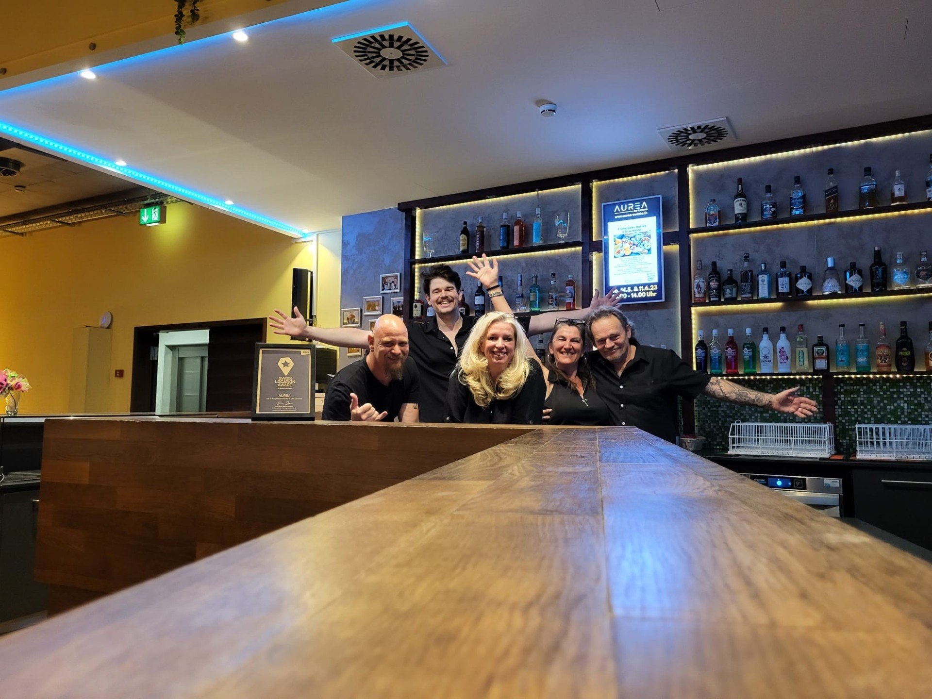 AUREA | 8.6 Punkte | Ausgezeichnete Bar & Club Location