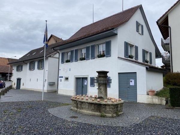 Zivilgemeindehaus Adlikon