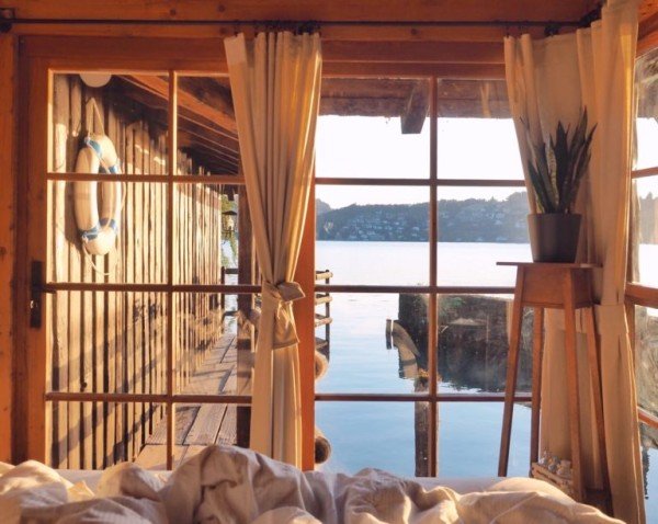 THE BOATHOUSE