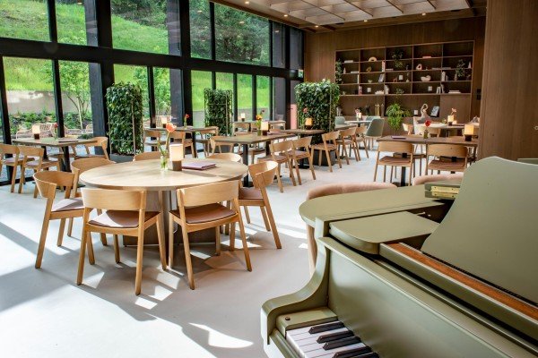 aigu Restaurant & Bar