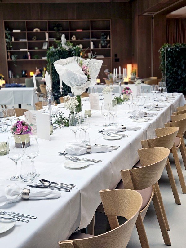 aigu Restaurant & Bar