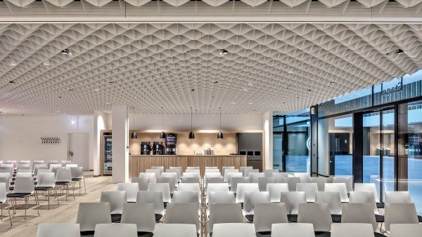 Lieux de congrès, Ambassador Conference House