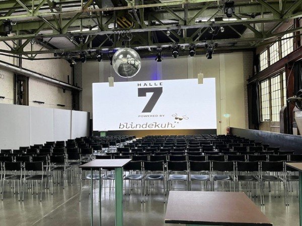 Halle7 - Events mit imposanter LED Wand - Halle 7