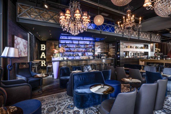 LOFT FIVE Restaurant & Bar