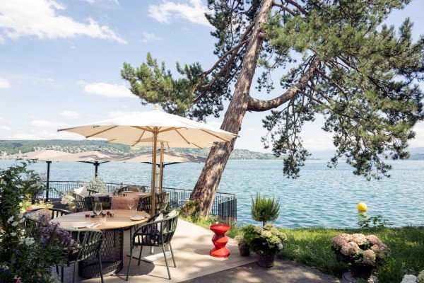 Genusslocations, Tracht - EIN HAUS AM SEE