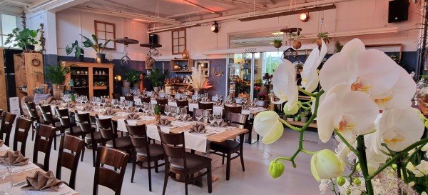 Blumen Hug Location
