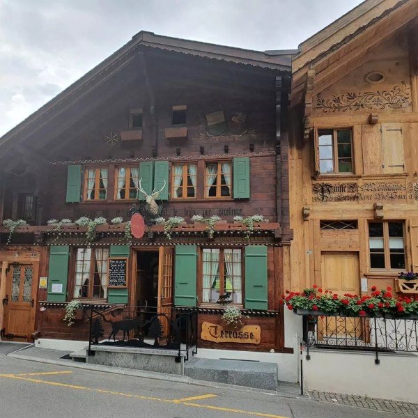 Le Cerf Rougemont