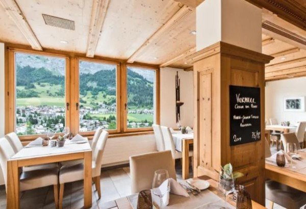 Hotel & Restaurant Chesa