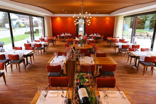 Urs und Viktor, Hotel-Restaurant-Seminare