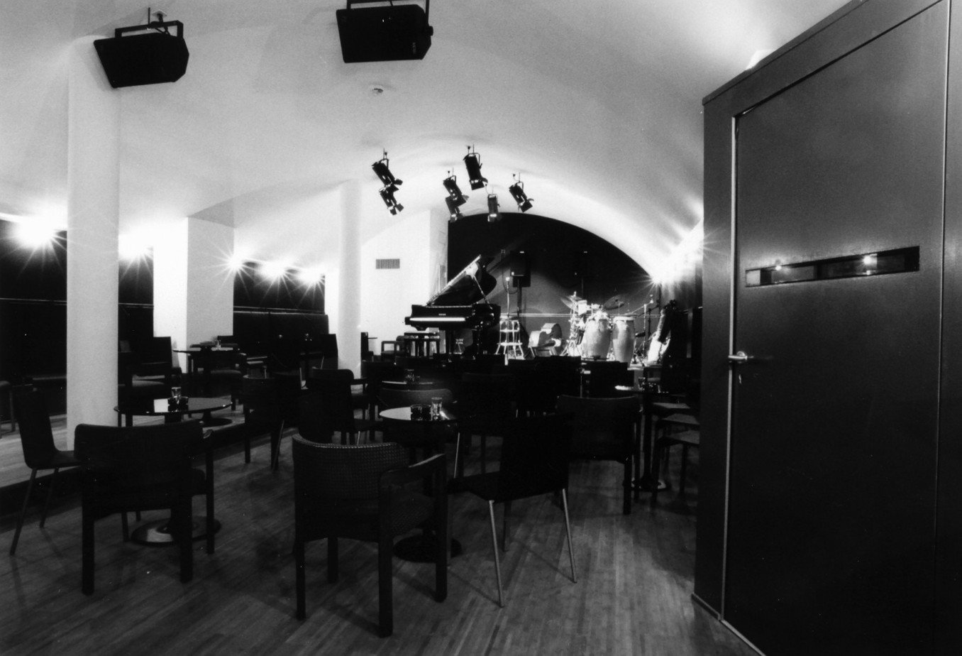 the bird's eye jazz club