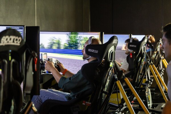 Nürburgring eSports SimRacing Lounge & Bar