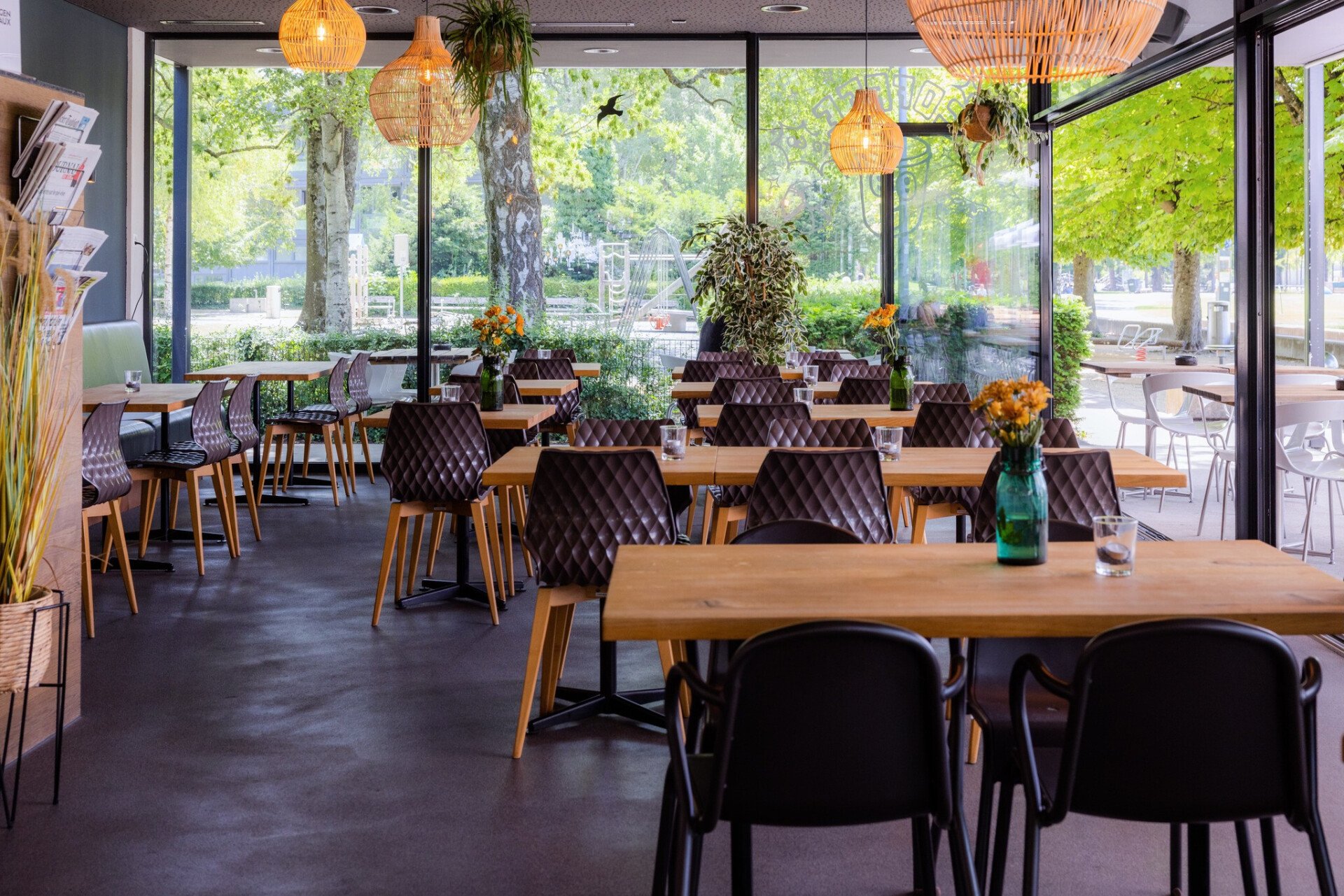 Strandcafé Parasol am Bielersee