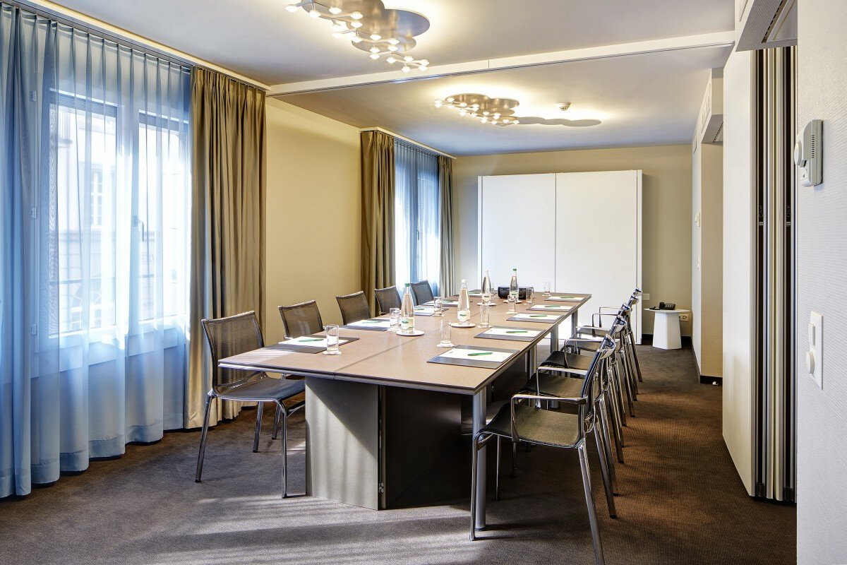 Mitarbeiter/in Meeting & Event