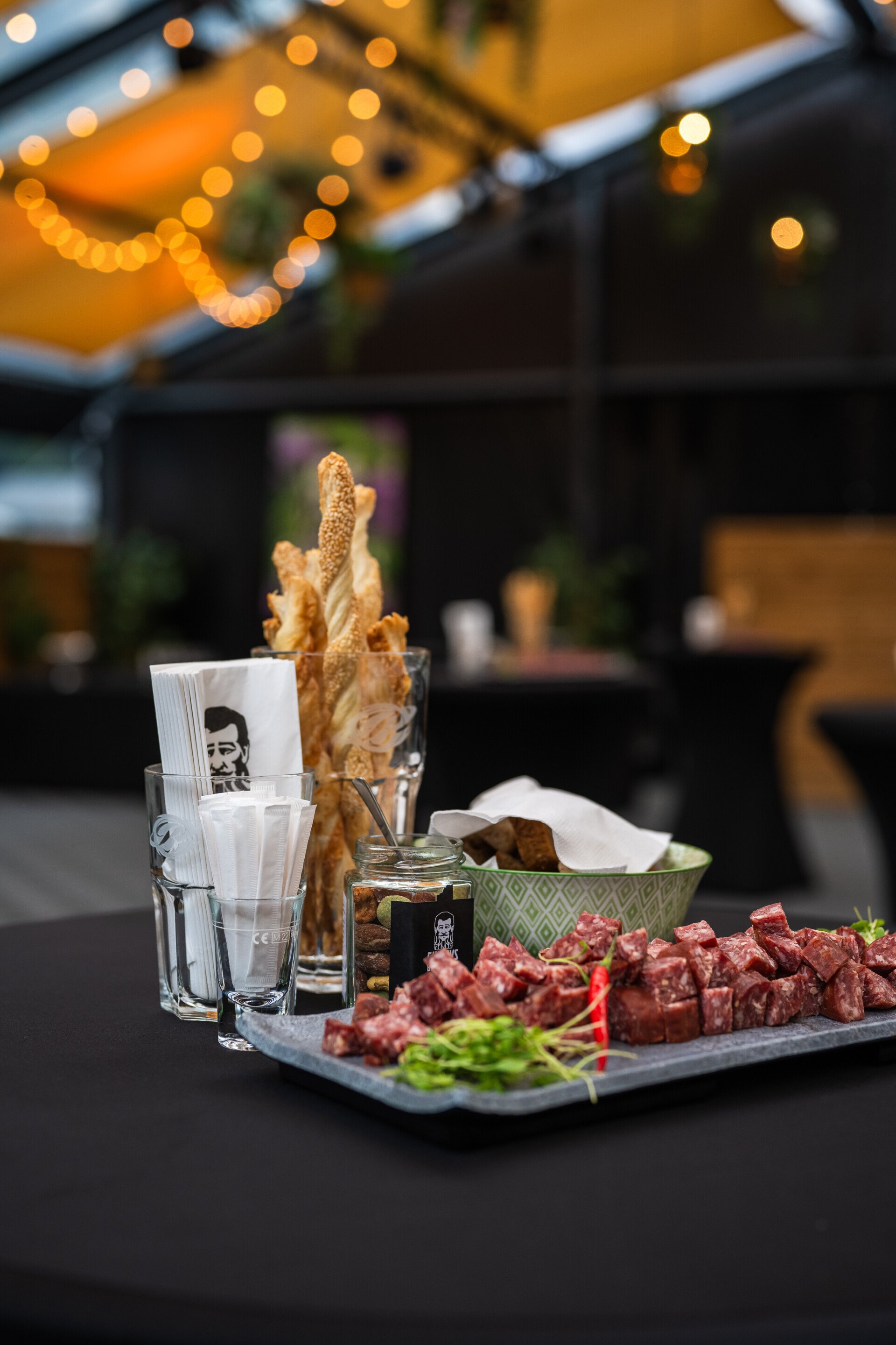 Apéro unter Bäumen