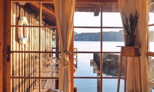 THE BOATHOUSE