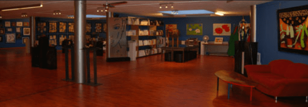 ART LOUNGE