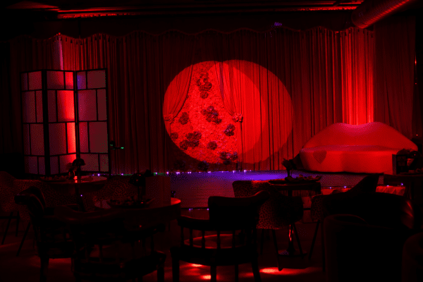 Scorpion Showclub