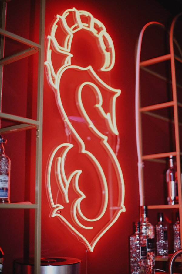Scorpion Showclub