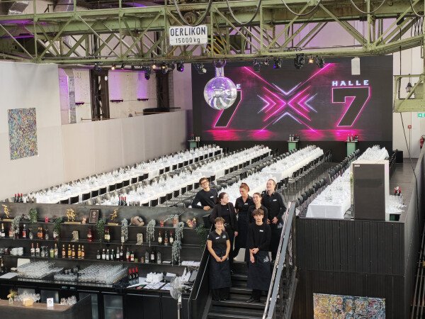 Halle7 - Events mit imposanter LED Wand - Halle 7