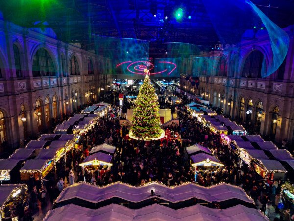 Polarzauber - Weihnachtsmarkt Zürich HB