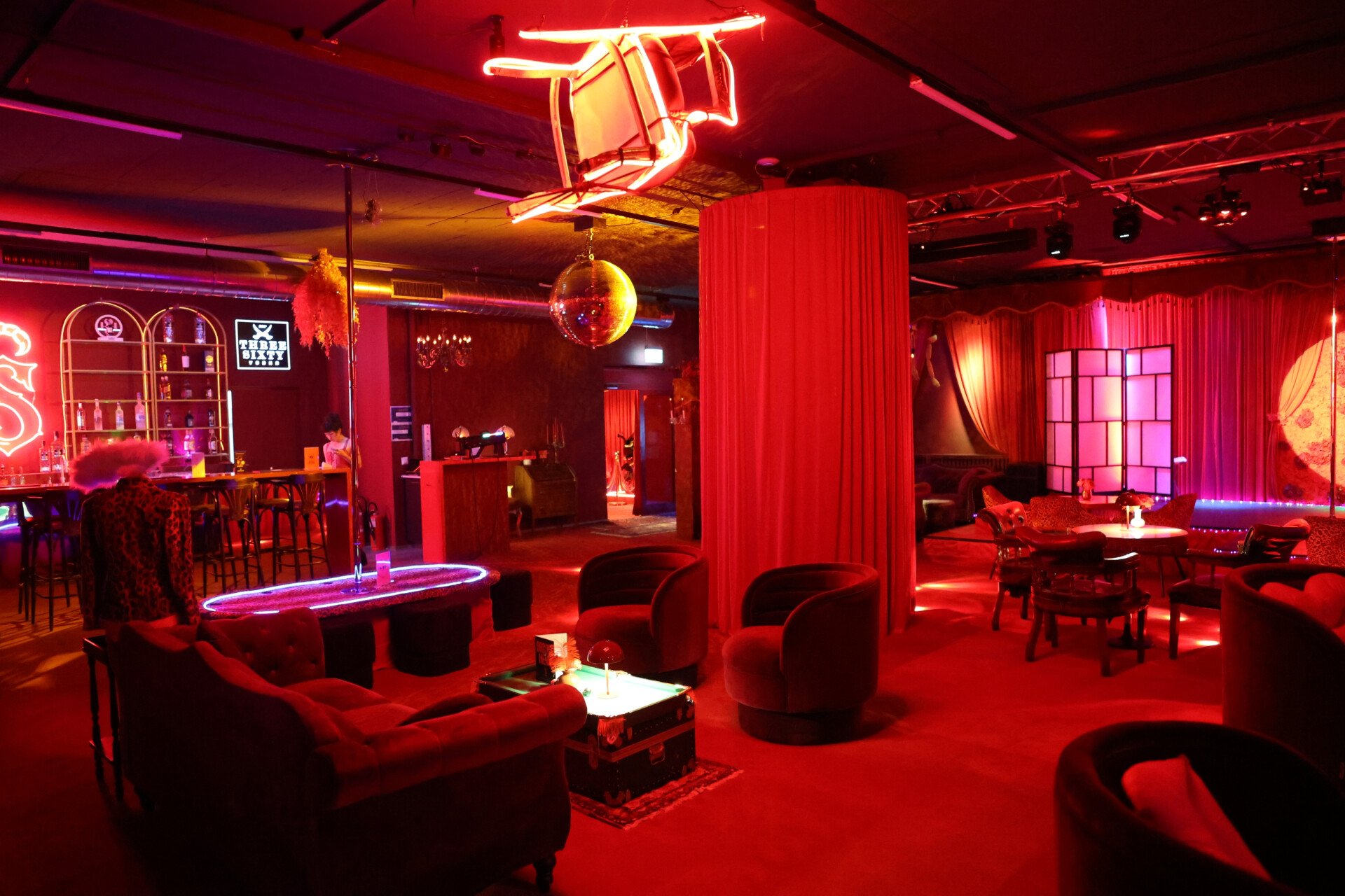 Scorpion Showclub