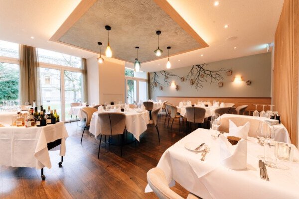 Restaurant bloom