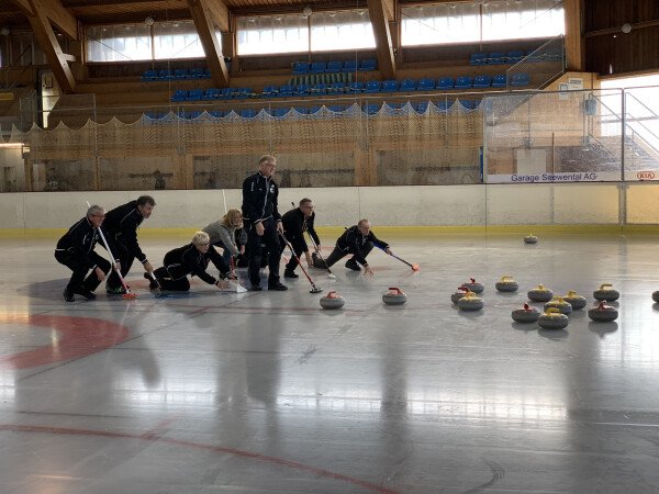 Eissport- und Freizeithalle Laufen