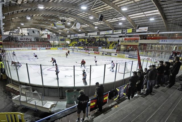 Kunsteisbahn Schoren in Langenthal mieten für Events eventlokale.ch