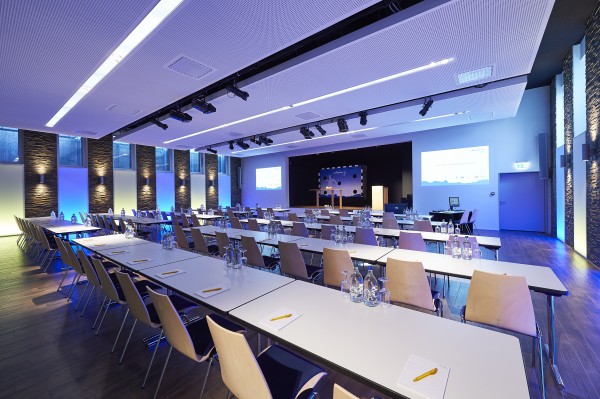 Arosa Tourismus - Sport- und Kongresszentrum