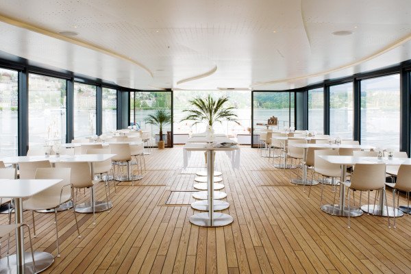 Eventschiff auf dem Vierwaldstättersee
