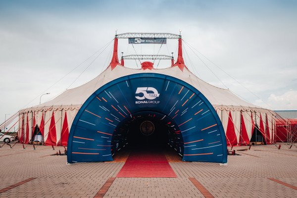 Zeltvermietung Circus Monti