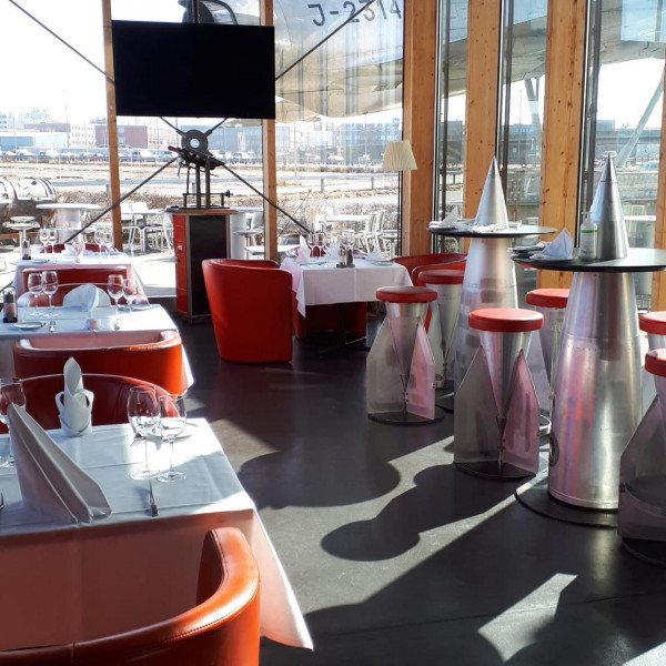 Restaurant Runway34