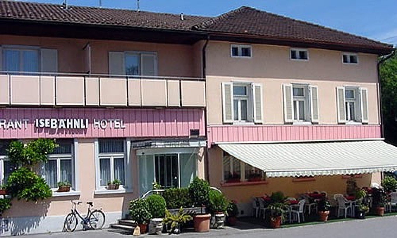 Hotel Garni Isebähnli